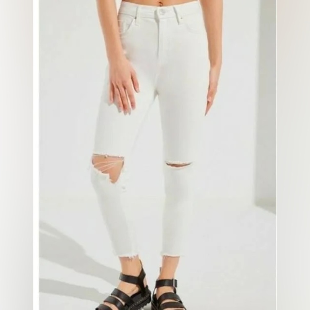 BDG White High-Rise Distressed Skinny Jeans